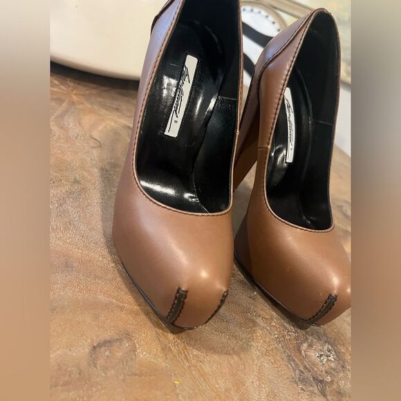 Brian Atwood Lavinia Safari Women's shoes size 7 - Picture 2 of 11